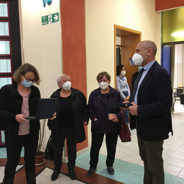 L’ex cappella dell’ospedale intitolata agli infermieri iblei morti per covid, Gianni Russo e Saverio Armenia