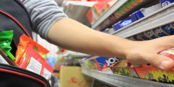 Comiso. Furti nei supermercati, arrestata ladra seriale.