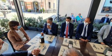 Giornata densa di appuntamenti per l’on. Dipasquale: incontro anche con  Giuseppe Condorelli, l’imprenditore che ha denunciato i suoi estorsori