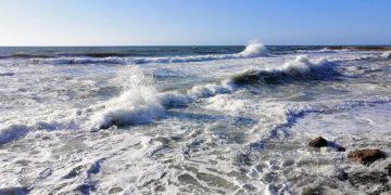 Ritrovato il corpo del giovane tunisino disperso in mare a Cava D’Aliga