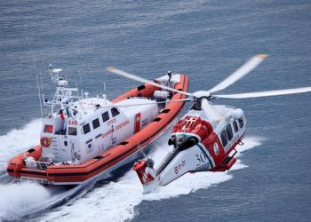 Guardia costiera soccorre marittimo camerunense: ha avuto un malore mentre era a bordo di una motonave