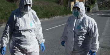 Ragusa: esce di casa positivo al covid, denunciato dalla polizia