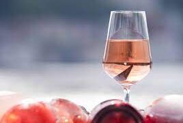 Torna Drink Pink in Sicily, il 30 luglio da Barone di Villagrande