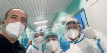 Nello Dipasquale ricoverato in ospedale per covid. Ora sta bene. Aveva effettuato due dosi di vaccino. L’appello: “Vaccinatevi e fatelo fare ai vostri figli, ho evitato il peggio”