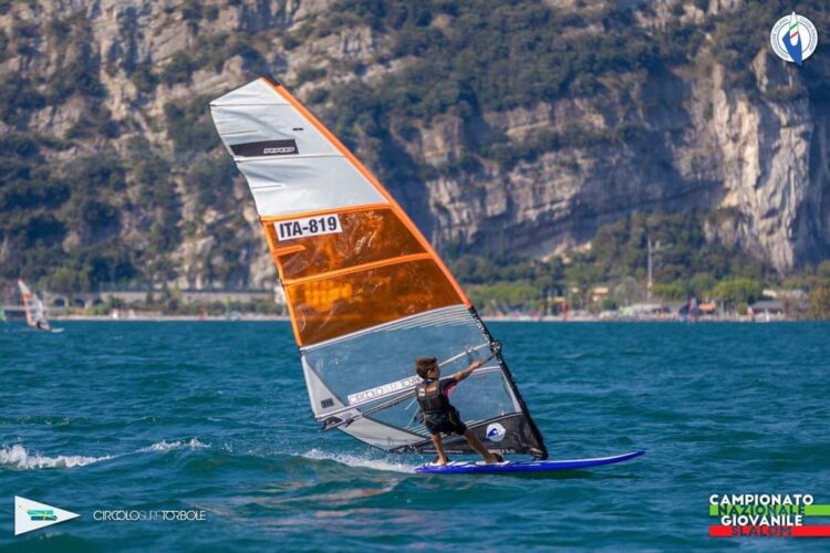 Vela: al Campionato italiano fine race under 15, due giovani ragusani sul podio