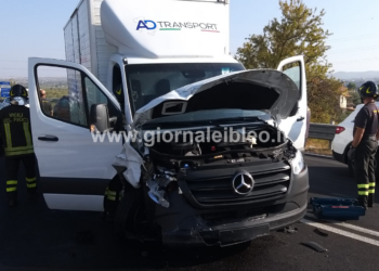 Incidente sulla SS. 514 allo svincolo per Coffa: tre feriti