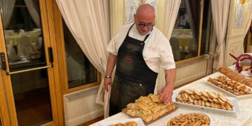 Cooking show del bakery chef Francesco Arena al Messina Street Fish