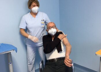 Terza dose vaccino anti Sars-CoV-2/Covid: da domani parte la campagna vaccinale all’Asp di Ragusa