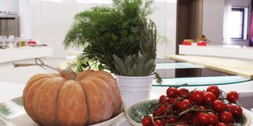 Catania: la Scuola di Cucina Myda presenta i nuovi corsi di formazione per aspiranti cuochi, pasticceri e professionisti. Tra i docenti gli chef Giovanni Santoro, Bianca Celano e Giuseppe Raciti