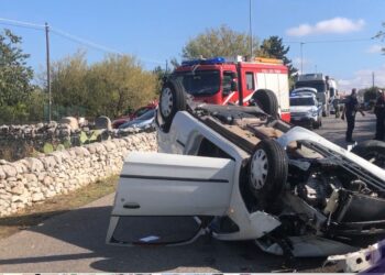 Incidente in via Sorda Scicli: scontro fra due auto