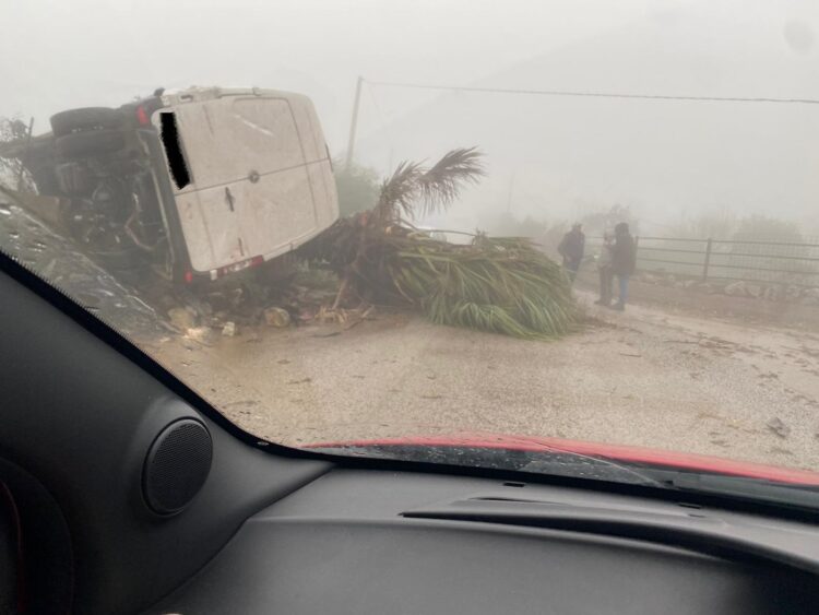 Maltempo e trombe d’aria: un morto nel modicano
