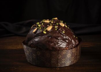 Premio speciale per il panettone a 4 mani dei messinesi Francesco Arena e Lillo Freni alla decima edizione della Tenzone del Panettone a Parma