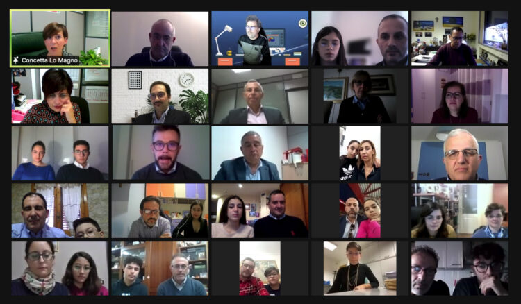 50 mila euro in borse di studio per giovani studenti meritevoli. Consegnate ai figli dei dipendenti Ergon. E’ la 14esima volta