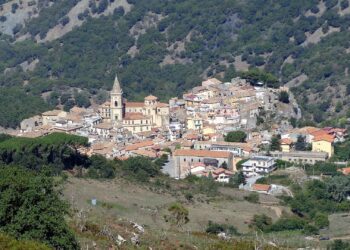 Novara di Sicilia, si inaugura l’Archivio storico comunale. E tra i faldoni spunta anche un “misterioso” fondo antico