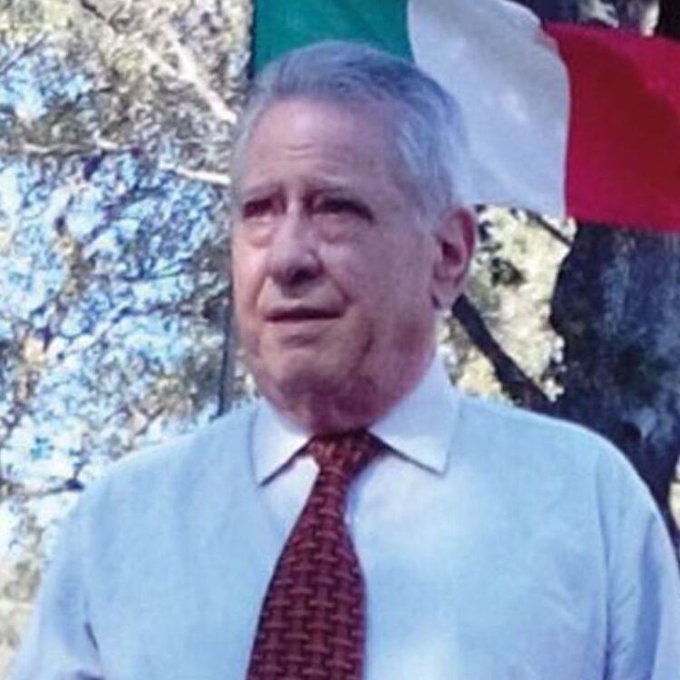 E’ morto il colonnello Vito Andrea Iannizzotto, originario di Chiaramonte, cittadino insigne di Vittoria. Nel giorno dei funerali, sarà lutto cittadino