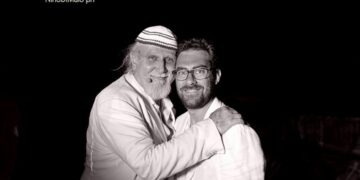 Con Moni Ovadia e Mario Incudine si apre stasera la stagione del Teatro Donnafugata. Nuovamente in presenza. Si replica questo martedì 7 dicembre