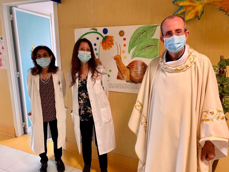 “Il filo della cura”: iniziativa all’hospice del Maria Paternò Arezzo in occasione della giornata del malato