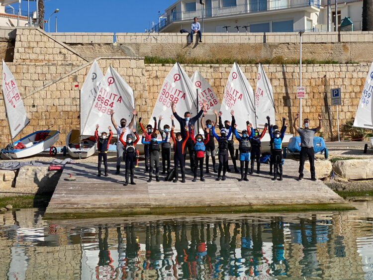 Si chiude oggi il clinic natalizio della classe Optimist organizzato dal Circolo velico Kaucana al porto turistico di Marina di Ragusa
