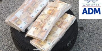 Importava denaro da Malta nascondendolo nella ruota di scorta: sequestro a Pozzallo