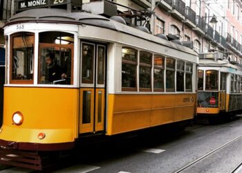 Vittoriese investito da un tram in Portogallo: è grave