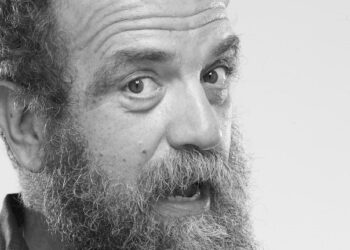 Giobbe Covatta a Ragusa con uno spettacolo sulle donne e la loro superiorità. Al Teatro Donnafugata il 18 e 19 febbraio