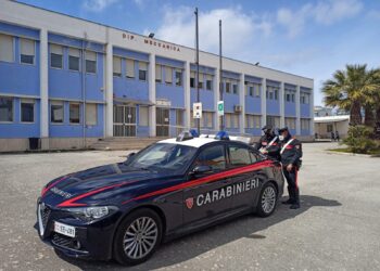 Ragusa: droga a scuola, due ragazzi trovati con modeste quantità di hashish e marijuana