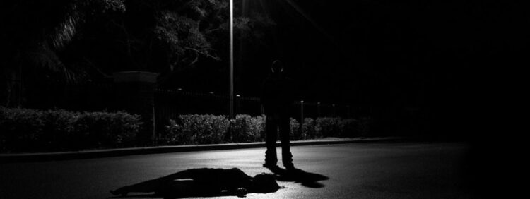 Rapina in zona Roccazzo, ferita una donna di 50 anni