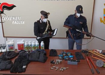 Furti in aziende agricole, arrestata banda di stranieri a Vittoria. Uno è minorenne