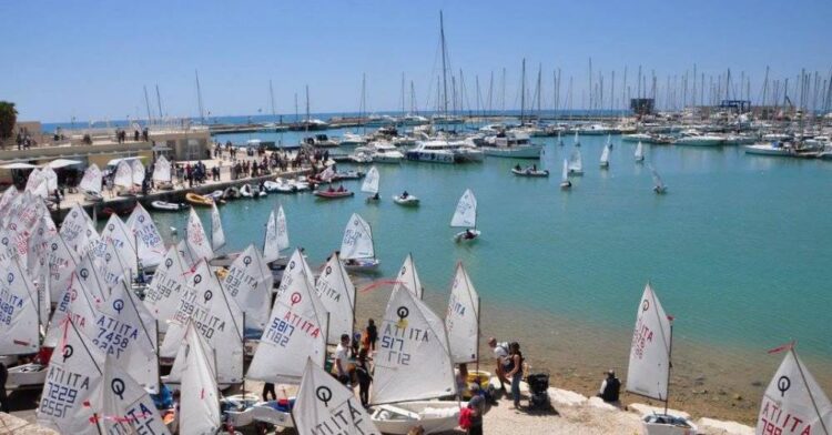 VELA: da oggi i giovani atleti della classe Optimist provenienti da tutta Italia si sfidano a Marina di Ragusa per un posto nei campionati mondiali ed europei