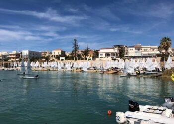 Vela: da sabato a lunedì il porto turistico di Marina di Ragusa al centro della vela giovanile italiana grazie al Cvk. Da oggi i controlli di stazza