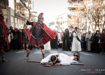 La via crucis alla Parrocchia del Sacro Cuore di Gesù a Ragusa