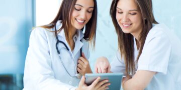 Open Week sulla Salute della Donna: dal 20 al 26 aprile Fondazione Onda apre le porte degli ospedali con i Bollini Rosa