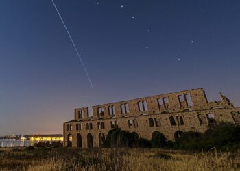 Il passaggio della Stazione Spaziale Internazionale sulla Fornace Penna di Scicli