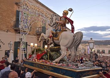 Nel fine settimana la processione per San Giorgio Martire a Ragusa