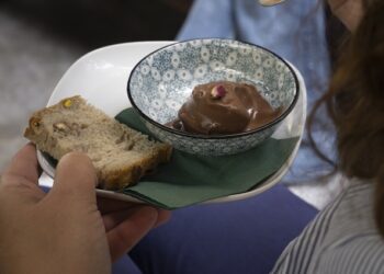Serena Urzì, Valeria Messina e la colazione catanese: “Grani e granite all’ombra dell’Etna”