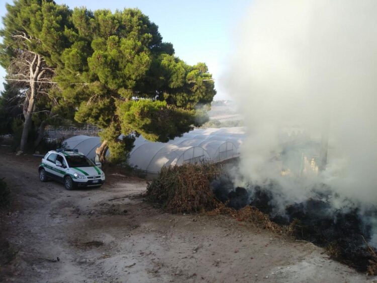 Fumarole, denunciati sei titolari di aziende agricole nel ragusano e nel vittoriese