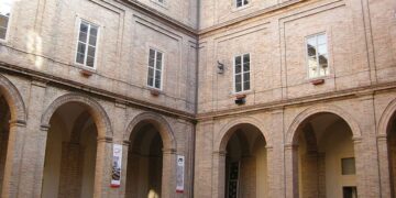 Da Comiso a Urbino, dialogo tra artisti: gemellaggio e mostra collettiva alla Galleria Civica Albani di Urbino