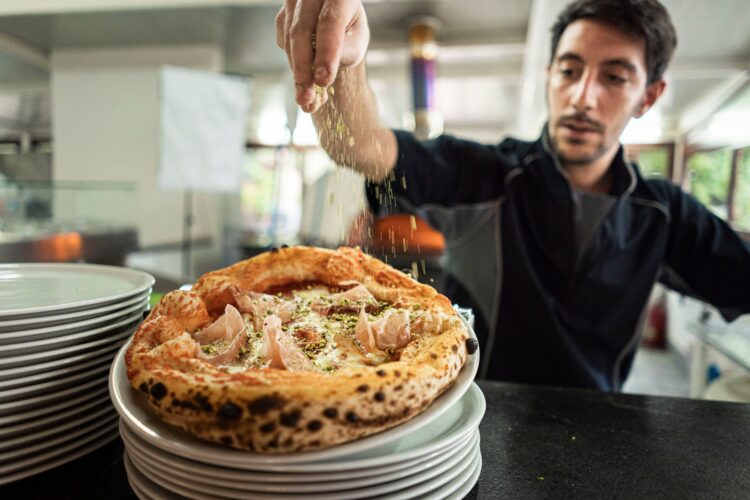 “Migliore Pizza & Territorio”. Premiata la pizzeria Le Fontanelle di Vincenzo La Porta a Raffadali