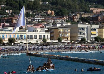 A Cefalù ritorna la tradizionale ‘Ntinna a mari