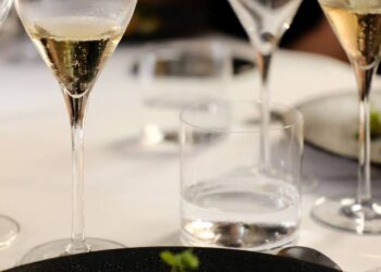 Riposto: in Sicilia la prima cena – evento di Roederer da Zash