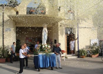 San Giacomo celebra la Beata Maria Vergine di Lourdes