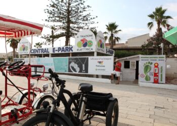 A Marina di Ragusa una delle prime aree di sosta, di parcheggio e ricarica in Europa ad Energia Pulita da fonte rinnovabile