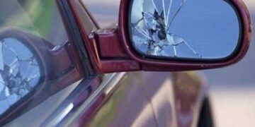 Truffa dello specchietto a Ragusa. Denunciato netino