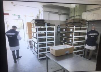 I Nas chiudono un chiosco-bar di Donnalucata