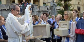 Torna a Ragusa la Madonna Pellegrina del santuario di Fatima