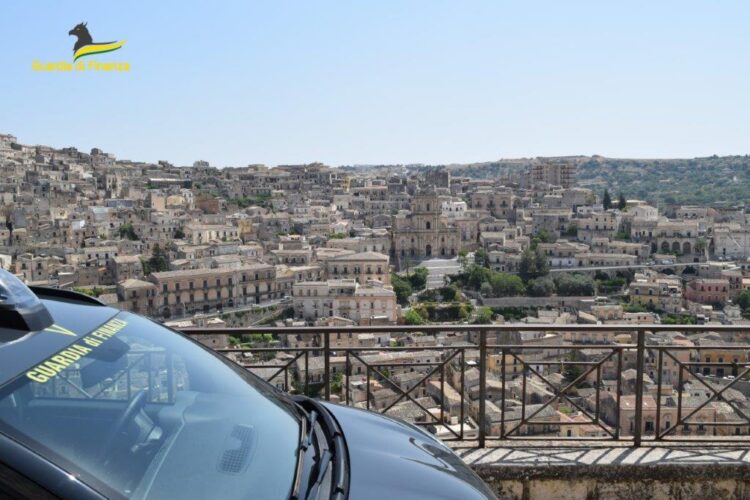 Modica: incassava indebitamente disoccupazione dal 2020. Sequestrati oltre 42 mila euro