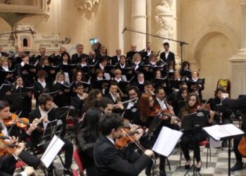 L’Orchestra ed il Coro “Cantus Novo” per l’ultimo appuntamento della XVIII stagione di “Ibla Classica International”