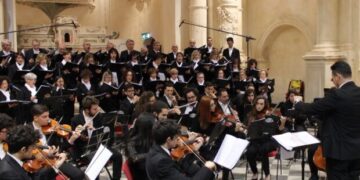L’Orchestra ed il Coro “Cantus Novo” per l’ultimo appuntamento della XVIII stagione di “Ibla Classica International”