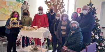 Donato un presepe al reparto di ostetricia e ginecologia di Ragusa
