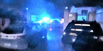 Vittoria: incendio in un deposito di autobus